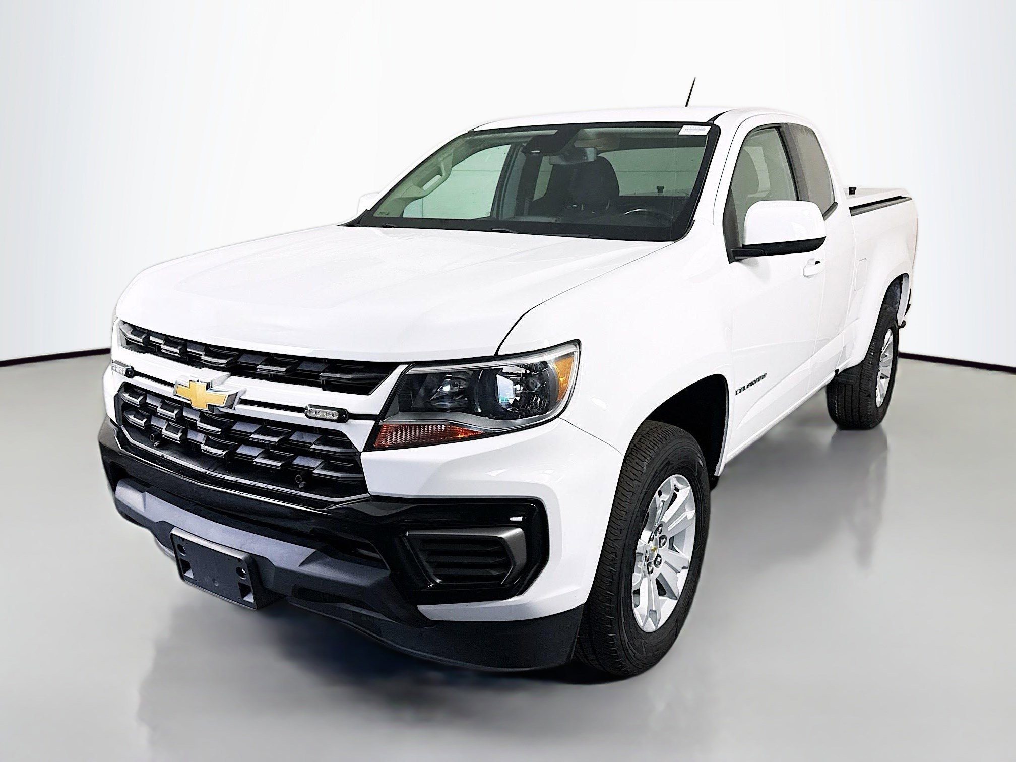 Used 2022 Chevrolet Colorado LT w/ Fleet Safety Package image 4