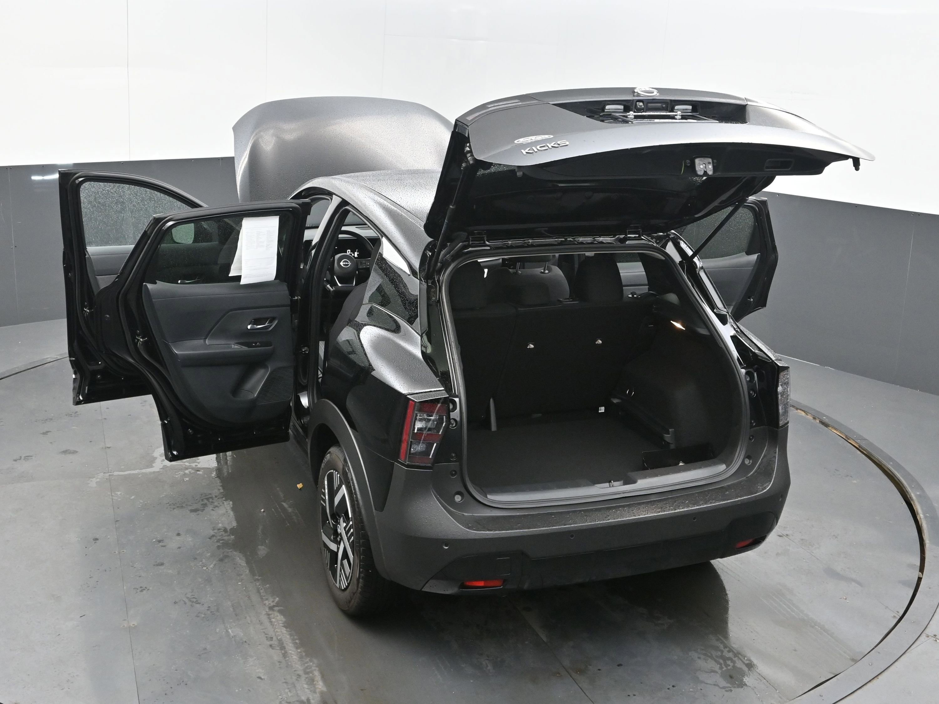 Certified 2025 Nissan Kicks SV image 34