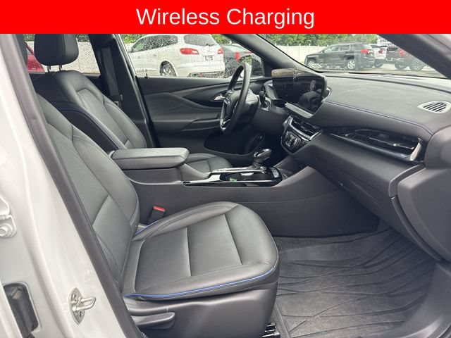 Used 2024 Buick Envista Sport Touring w/ Convenience I Package FWD image 26