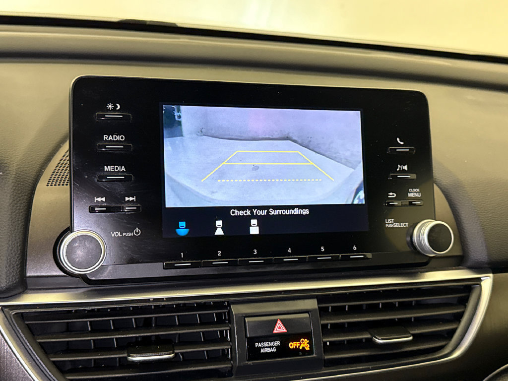 Used 2018 Honda Accord LX image 22