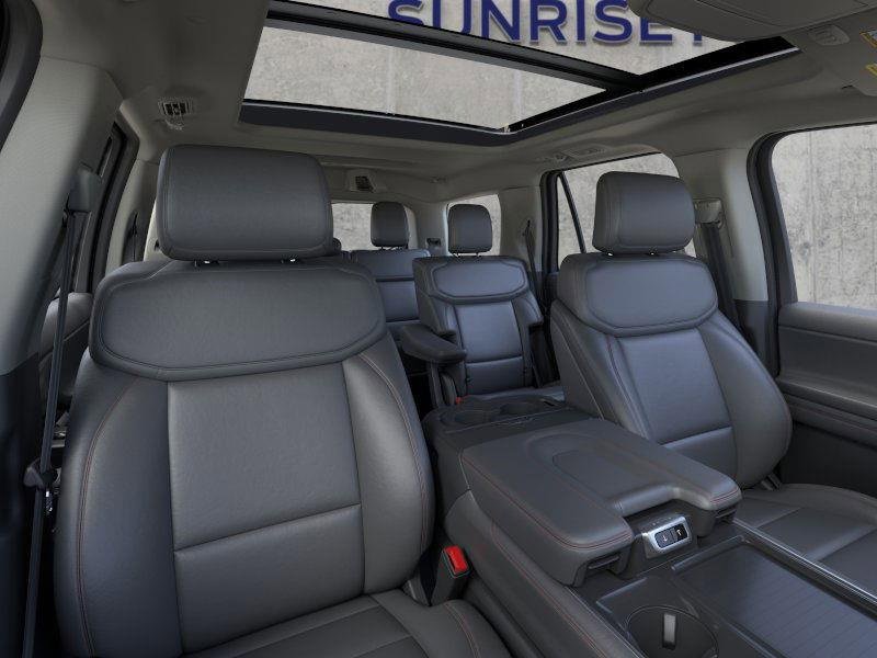 New 2025 Ford Expedition Active image 10