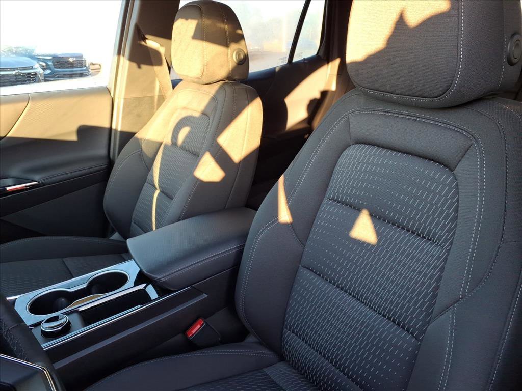 New 2026 Chevrolet Equinox LT w/ Midnight Edition image 10