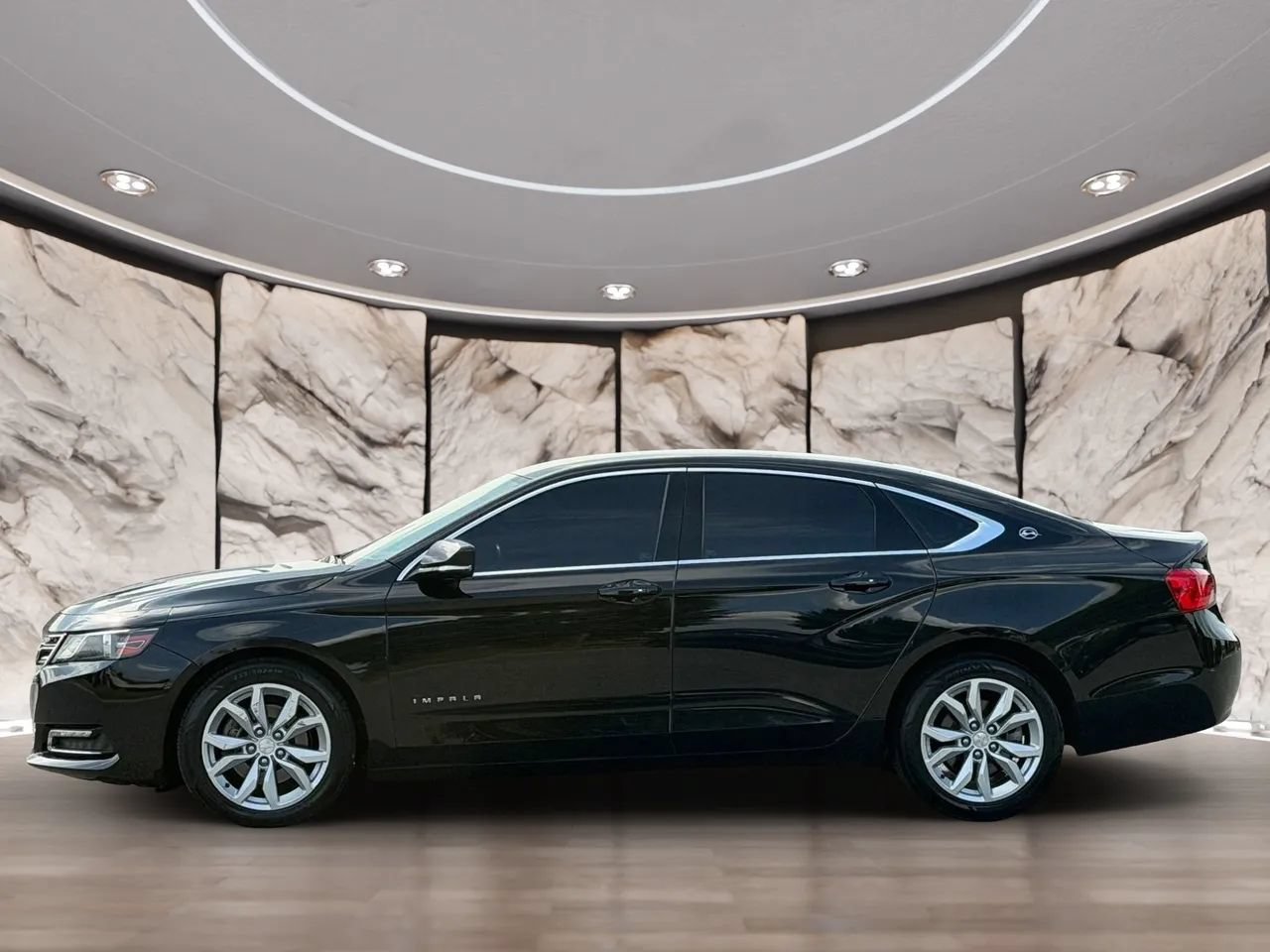 Used 2019 Chevrolet Impala LT FWD image 7