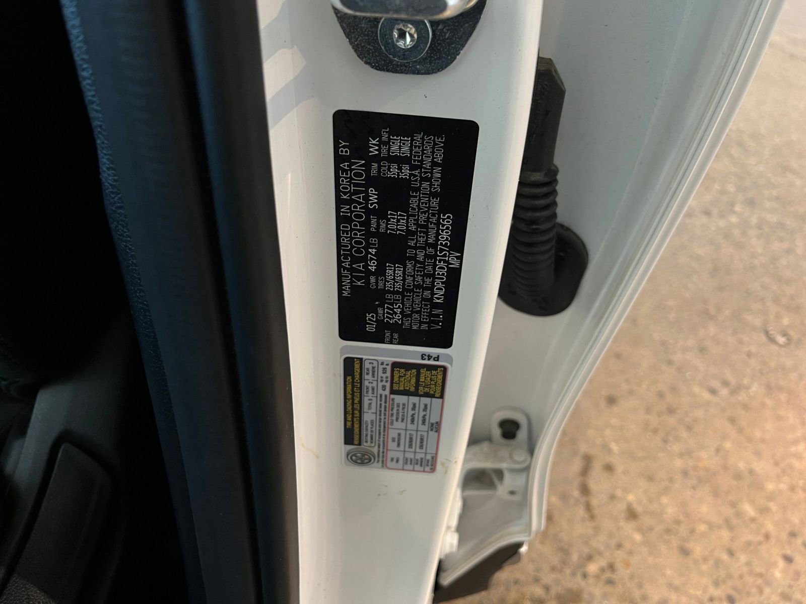 Used 2025 Kia Sportage LX FWD image 29