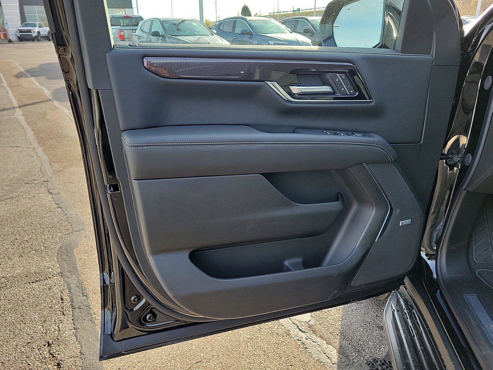 New 2026 GMC Yukon XL Elevation image 19