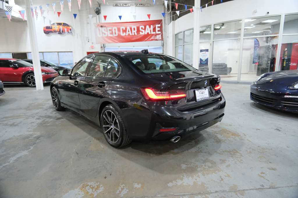 Used 2022 BMW 330i xDrive Sedan w/ Premium Package 2 image 8