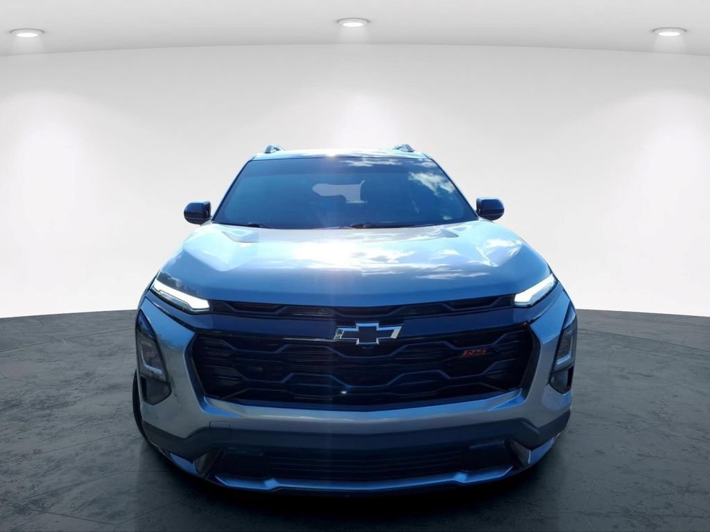 Used 2026 Chevrolet Equinox RS AWD/4WD image 4