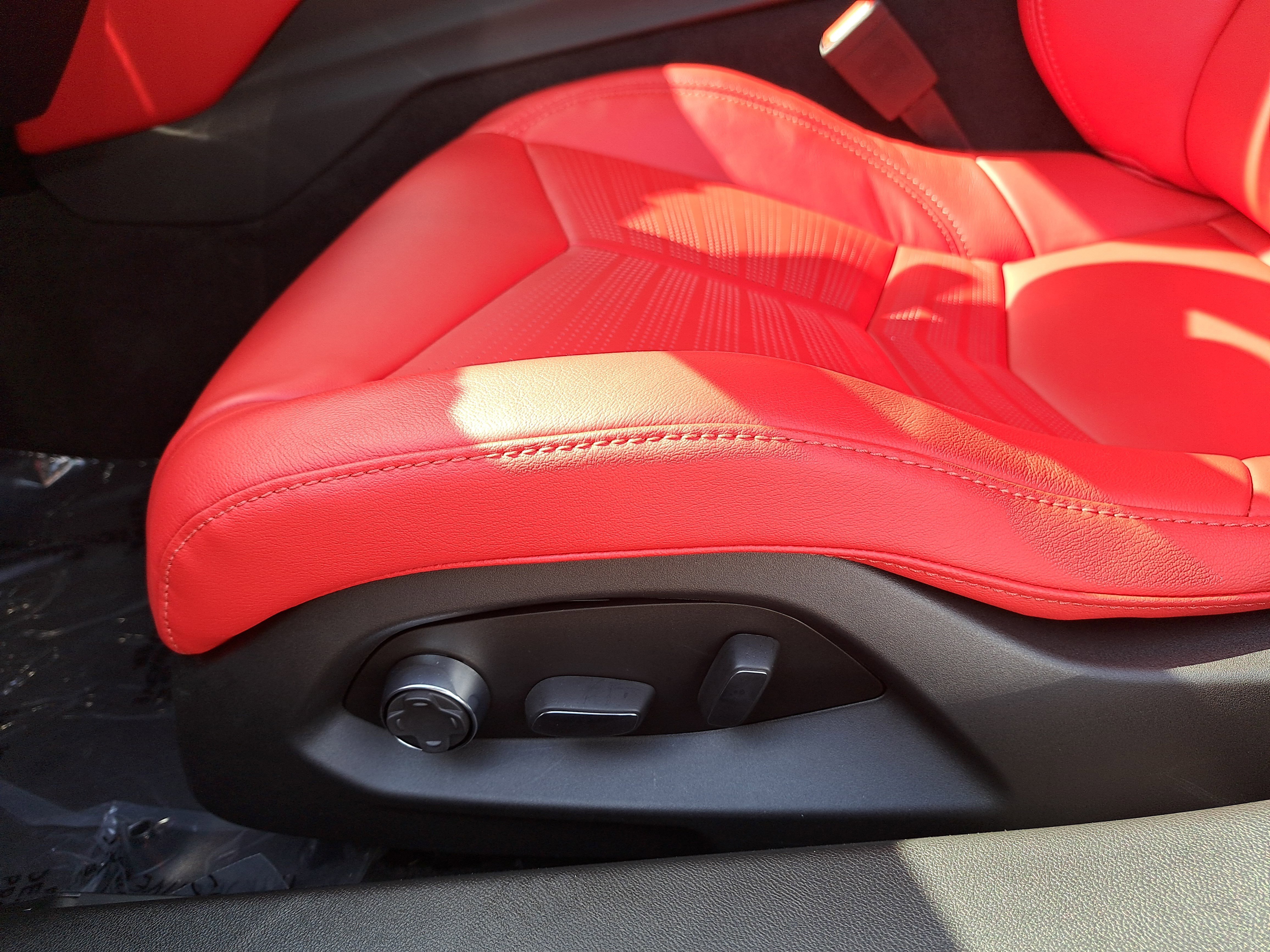 Used 2026 Chevrolet Corvette Stingray Preferred Cpe w/ 2LT image 25