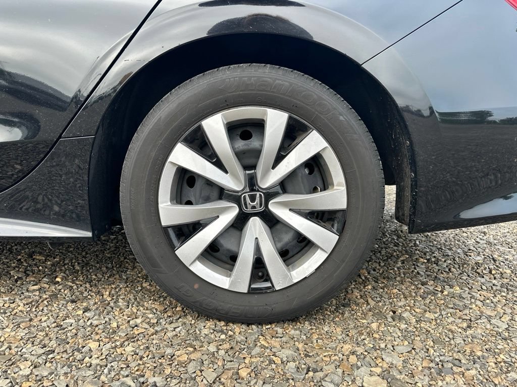 Used 2024 Honda Civic LX image 5