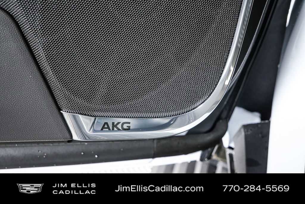 Certified 2026 Cadillac Escalade ESV Platinum Sport w/ LPO, ONYX Package AWD/4WD image 7