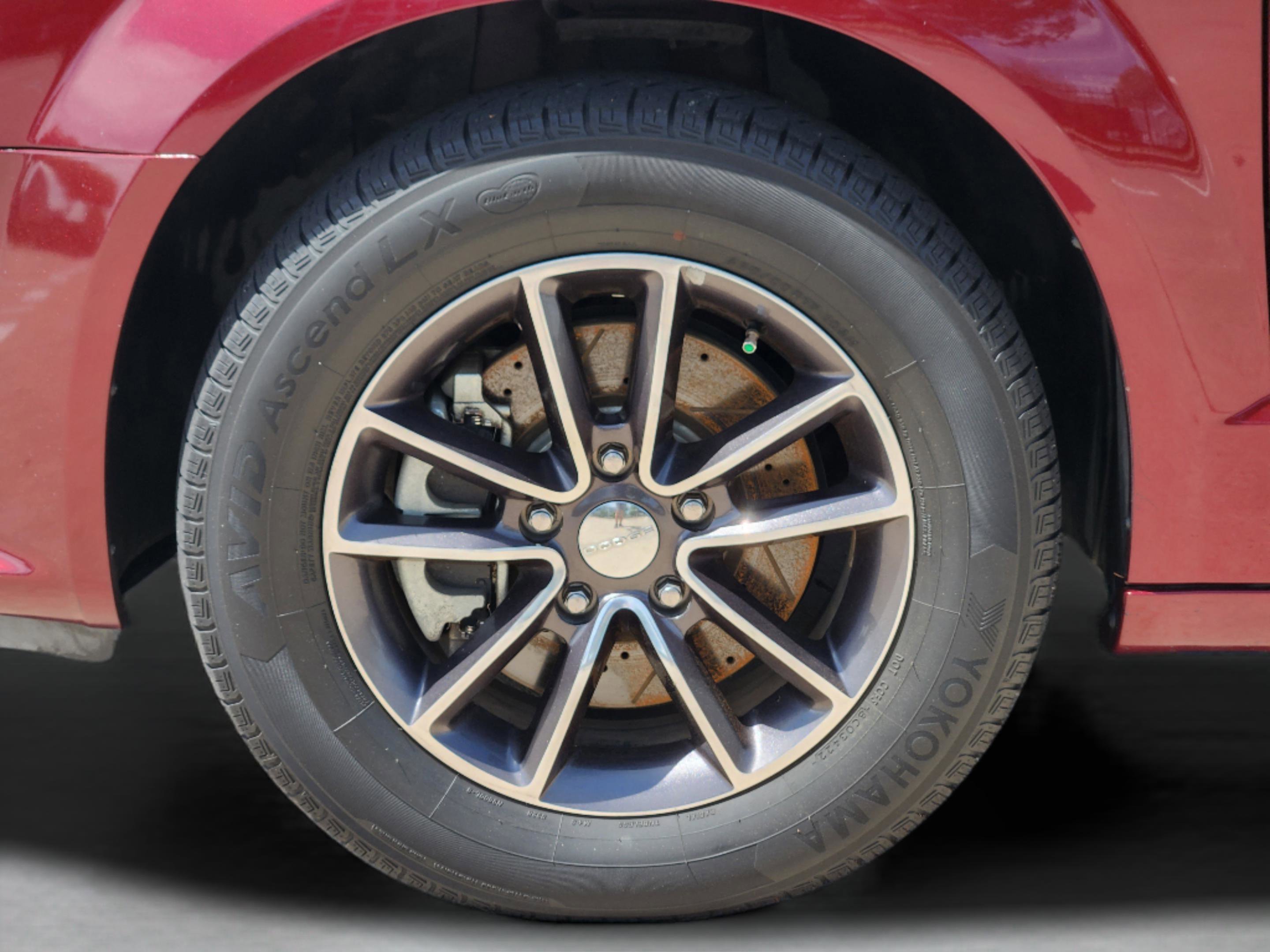 Used 2017 Dodge Grand Caravan SXT image 10