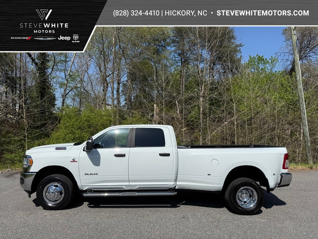 Used 2024 RAM 3500 Big Horn AWD/4WD image 1