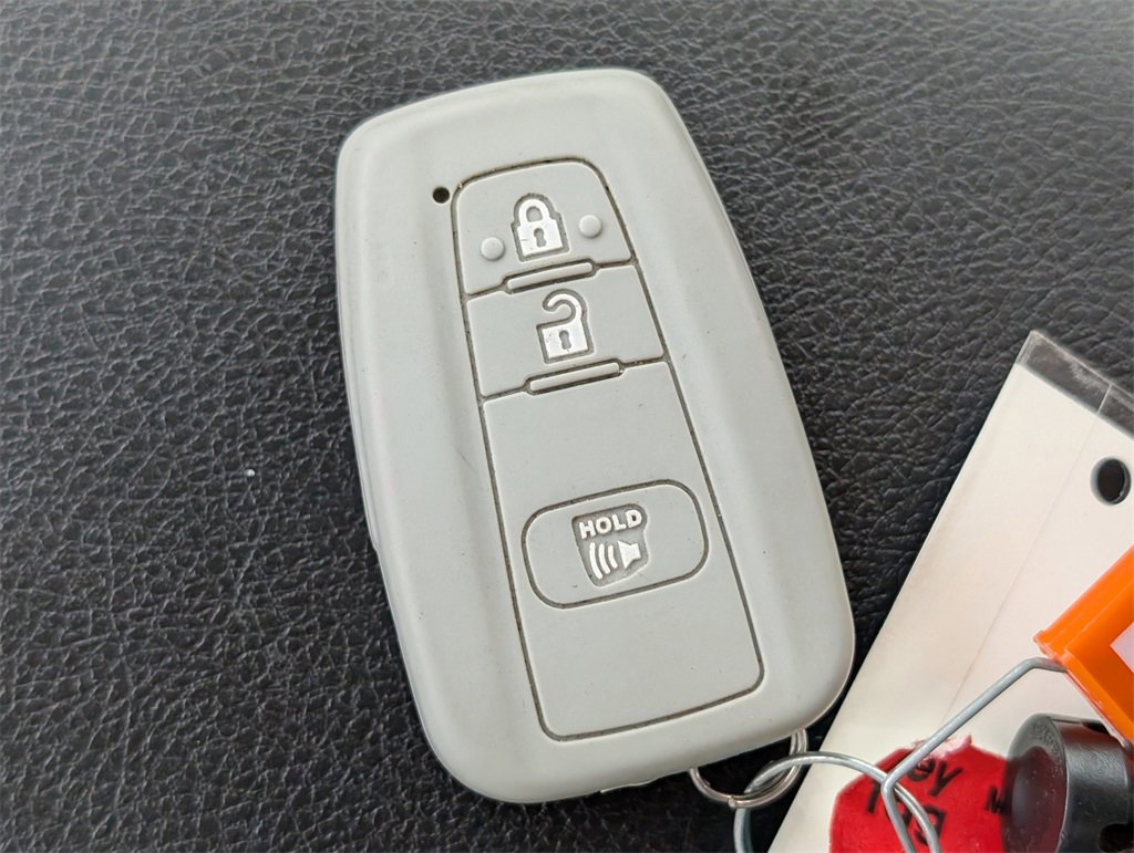 Used 2022 Toyota 4Runner SR5 Premium w/ Moonroof Package image 33