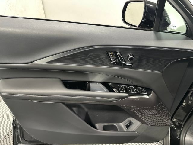 Used 2025 Cadillac Lyriq Sport w/ LPO, Floor Liner Package AWD/4WD image 14