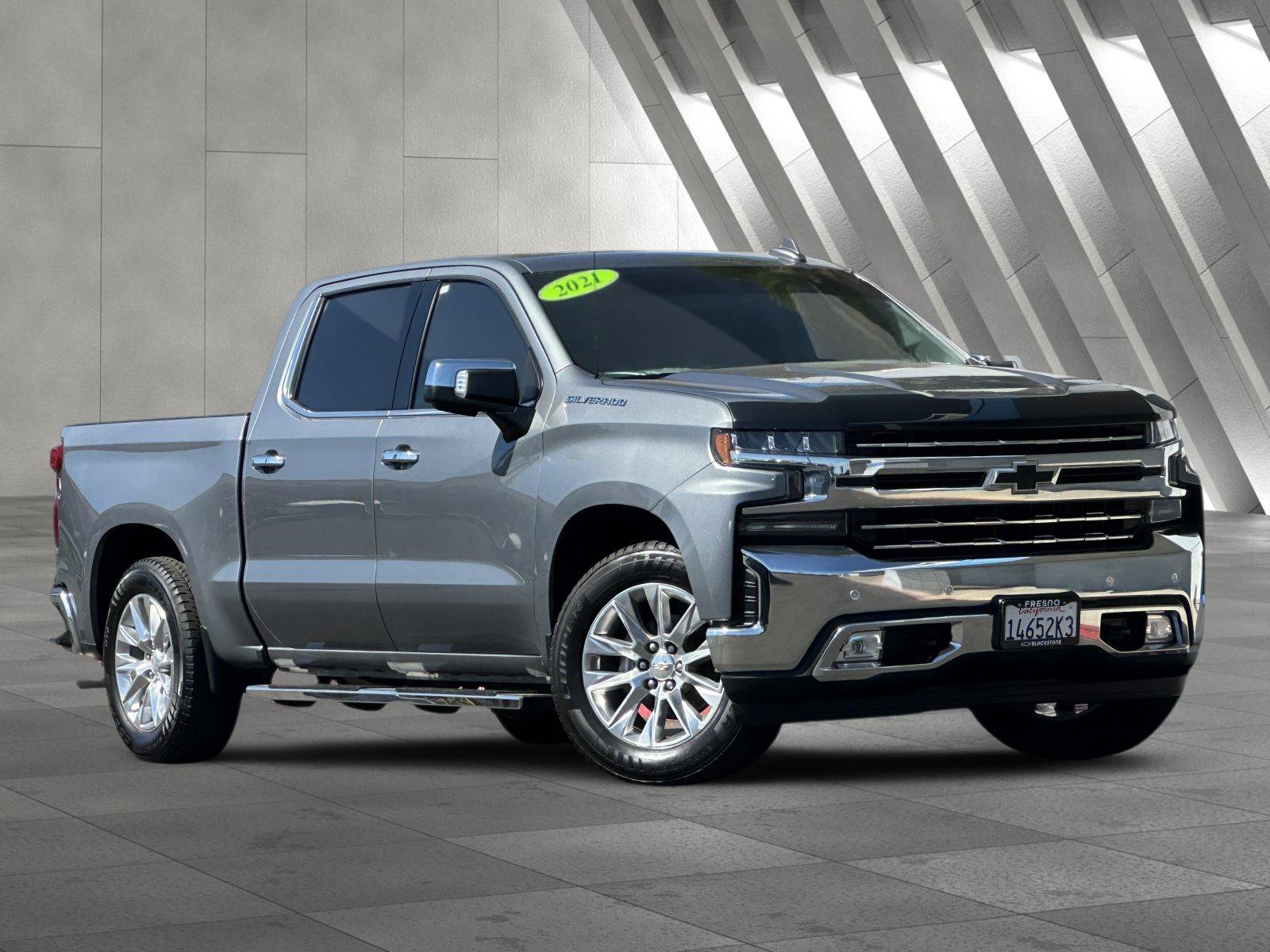 Used 2021 Chevrolet Silverado 1500 LTZ RWD image 2