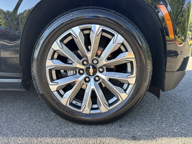 Used 2025 Chevrolet Tahoe High Country AWD/4WD image 14