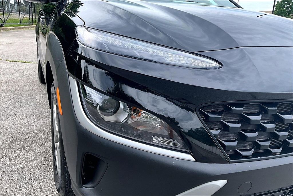Used 2022 Hyundai Kona SE w/ Cargo Package FWD image 29