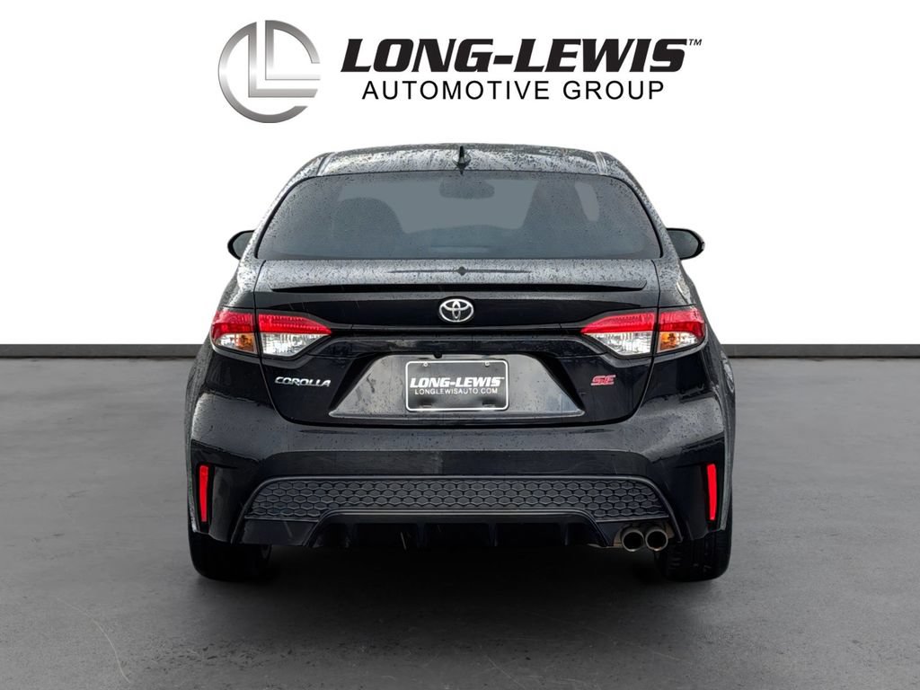 Used 2022 Toyota Corolla SE FWD image 5