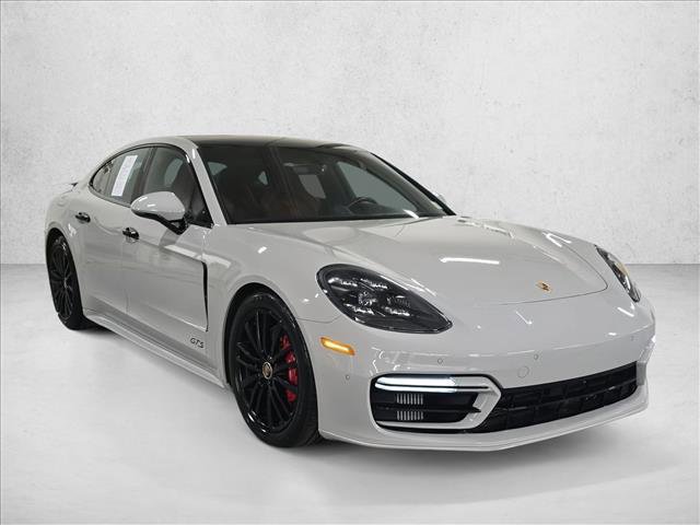 Used 2021 Porsche Panamera GTS image 3
