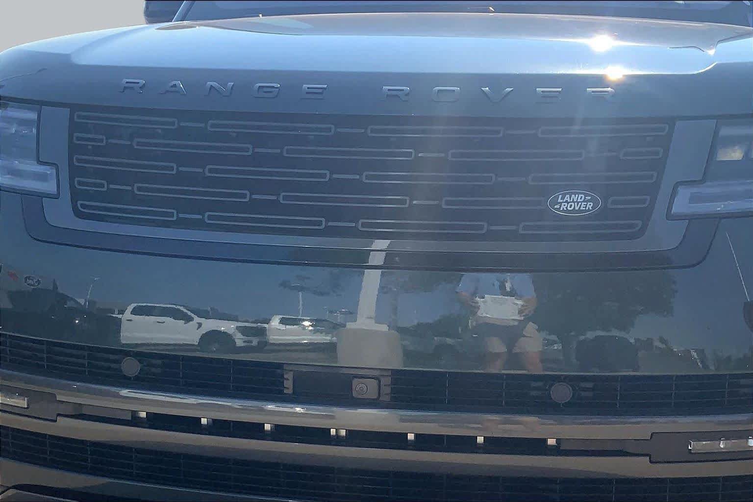 Used 2023 Land Rover Range Rover Long Wheelbase SE AWD/4WD image 30