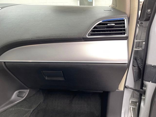 Used 2011 Lincoln MKX AWD w/ 102A Rapid Spec Order Code image 40