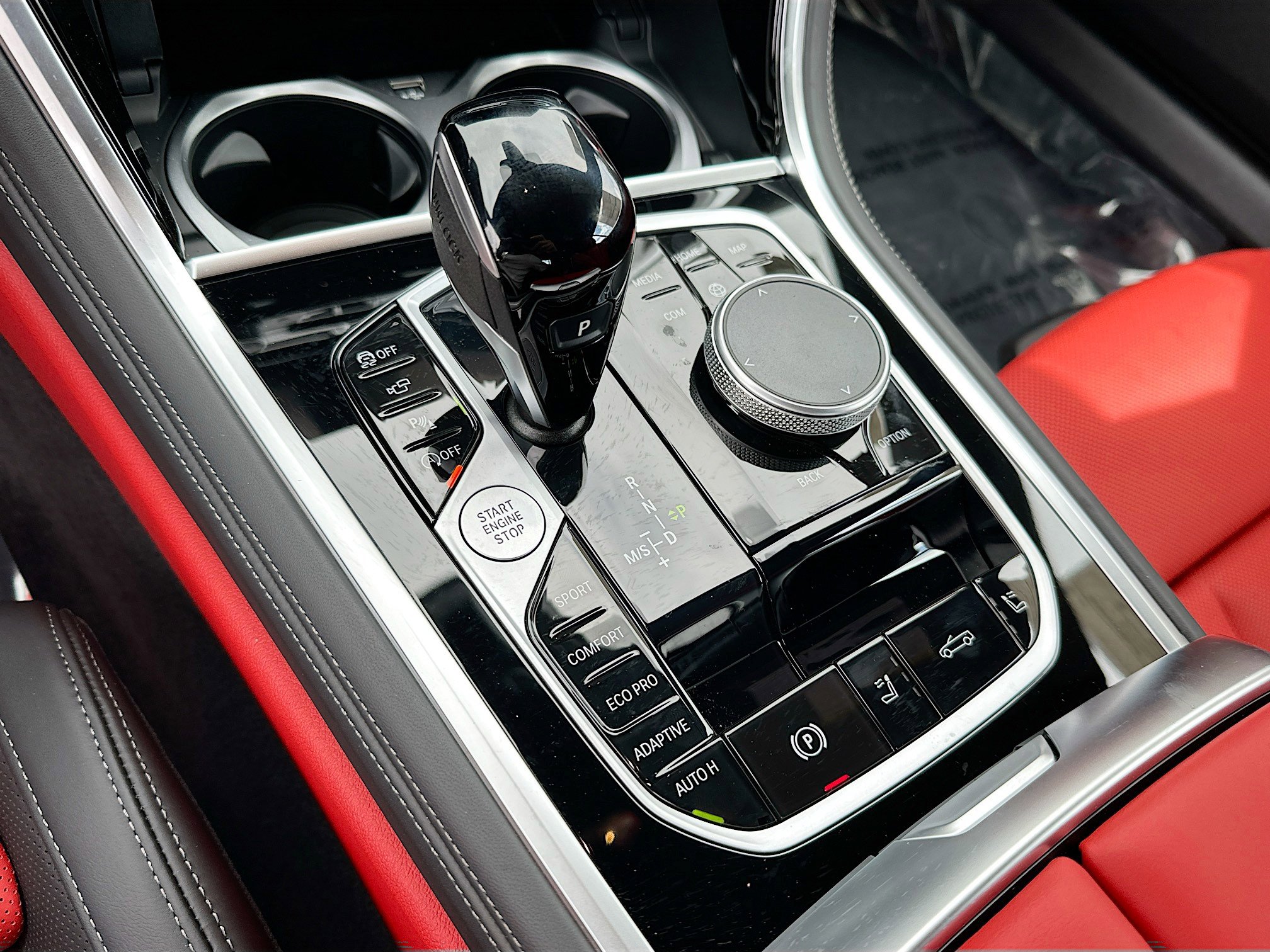 New 2026 BMW 840i Convertible w/ Comfort Seating Package image 14