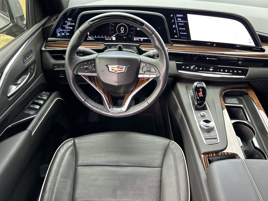 Certified 2024 Cadillac Escalade Premium Luxury image 14