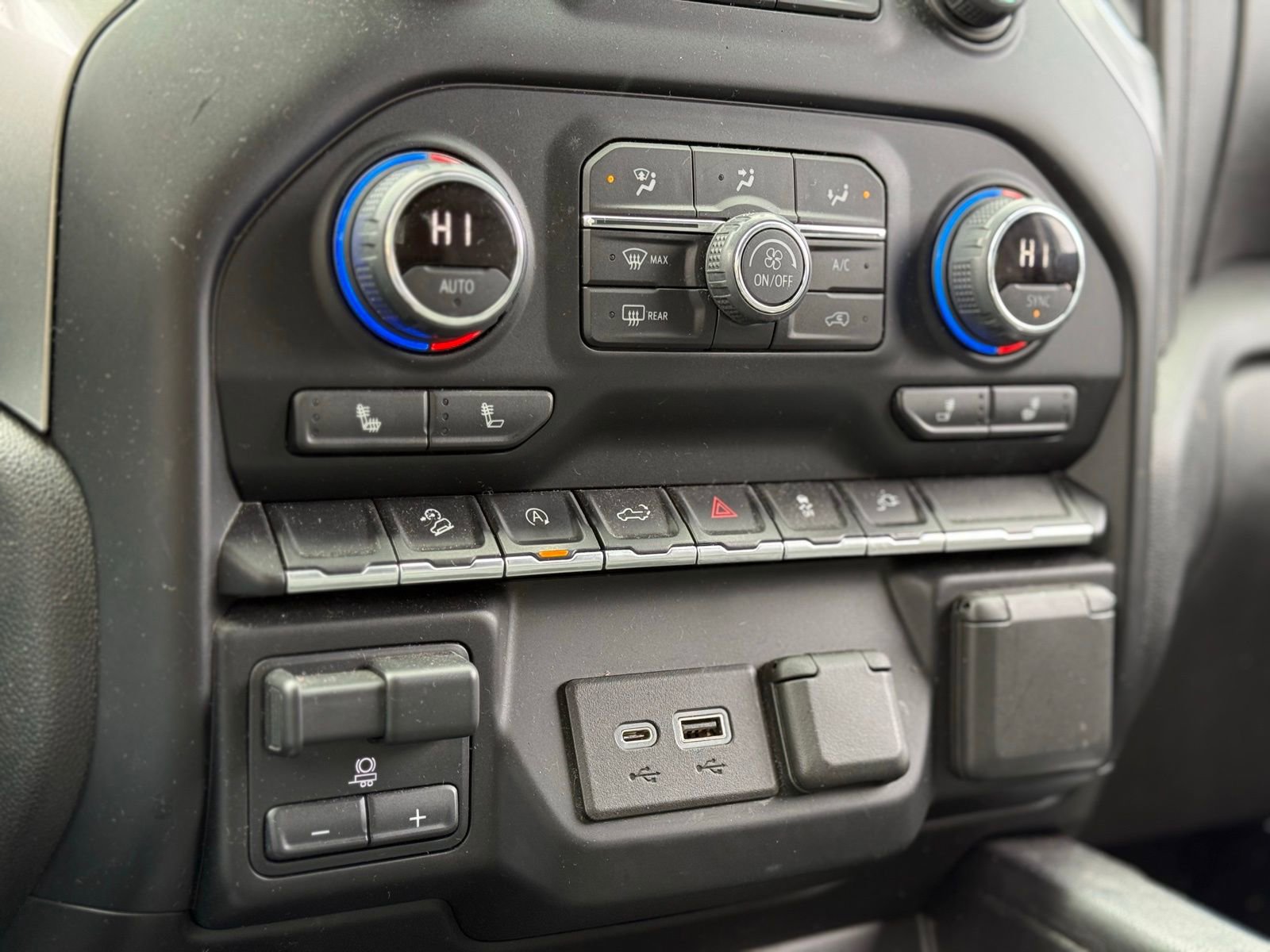 Used 2021 Chevrolet Silverado 1500 RST w/ Convenience Package II image 20