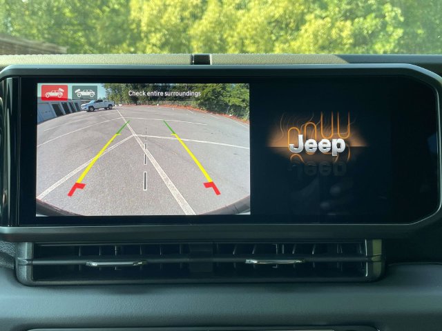 New 2027 Jeep Wrangler Unlimited Sahara AWD/4WD image 29