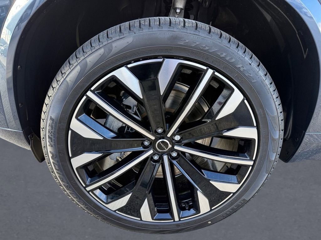 New 2026 Volvo XC90 B6 Ultra w/ Protection Package Premier image 8