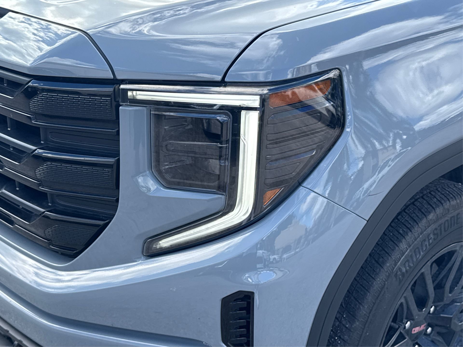 Used 2024 GMC Sierra 1500 Elevation image 16