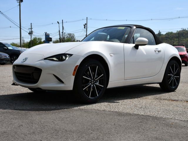 New 2026 MAZDA MX-5 Miata Grand Touring w/ Weather Package image 16