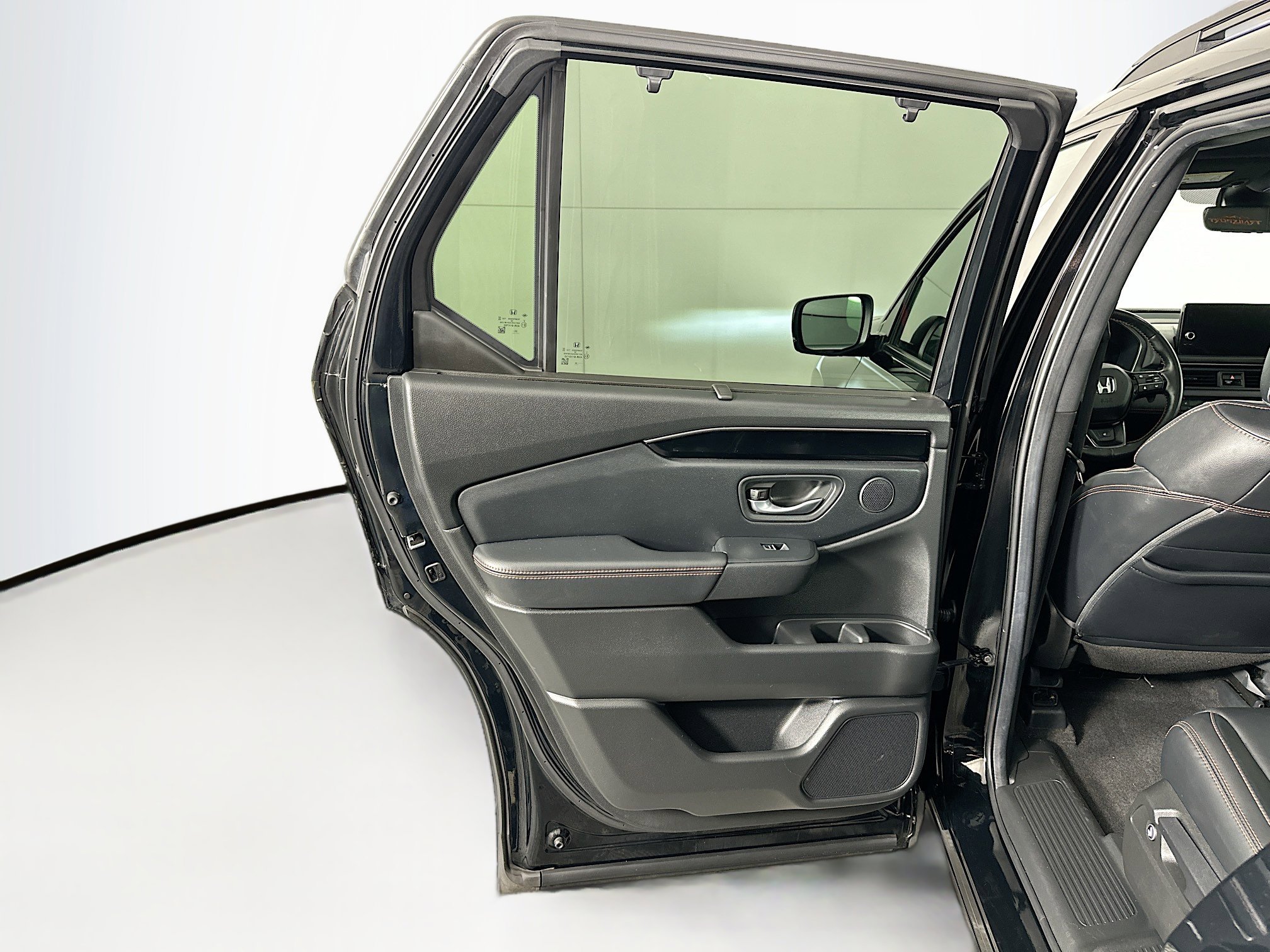 Used 2024 Honda Pilot TrailSport image 27