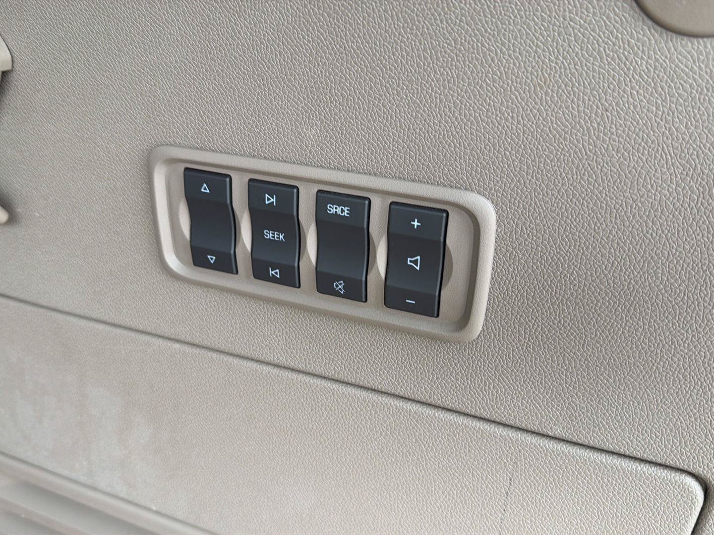 Used 2014 GMC Acadia Denali FWD image 35