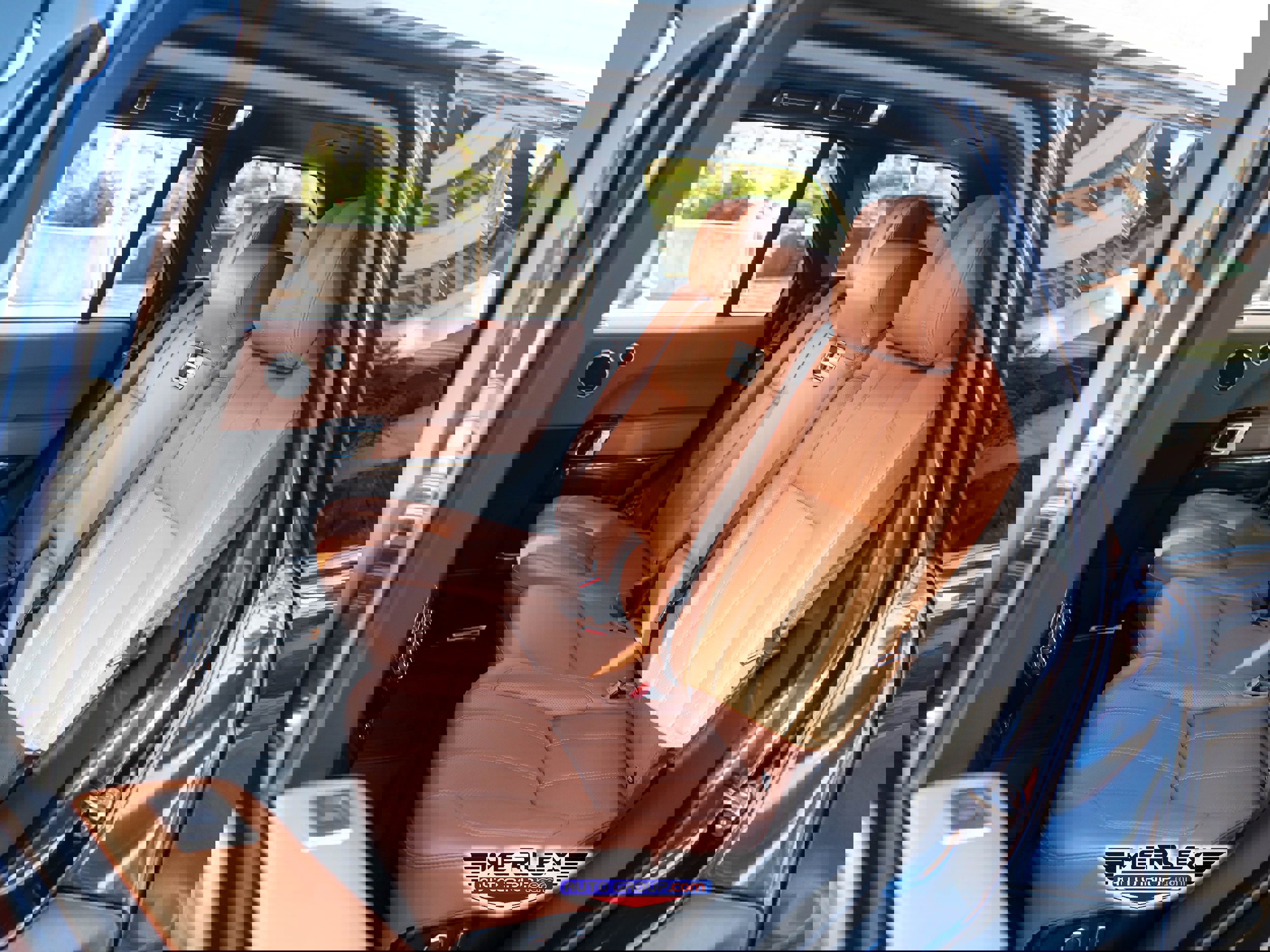 Used 2017 Land Rover Range Rover Autobiography image 21