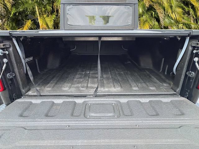 Used 2023 Jeep Gladiator Mojave w/ Cold Weather Group AWD/4WD image 28