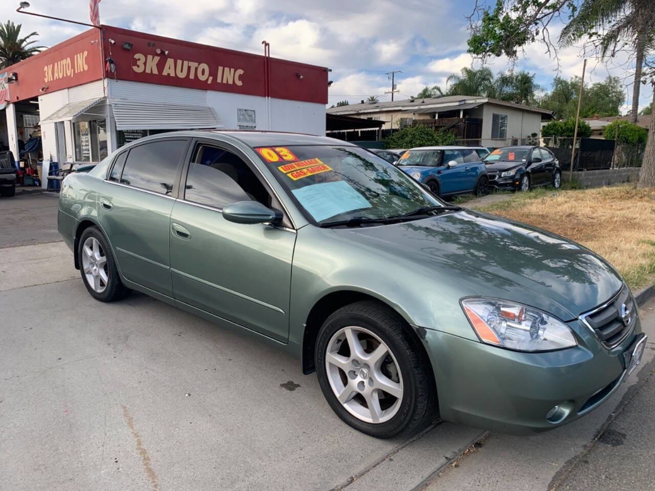 Used 2003 Nissan Altima 3.5 SE FWD image 1