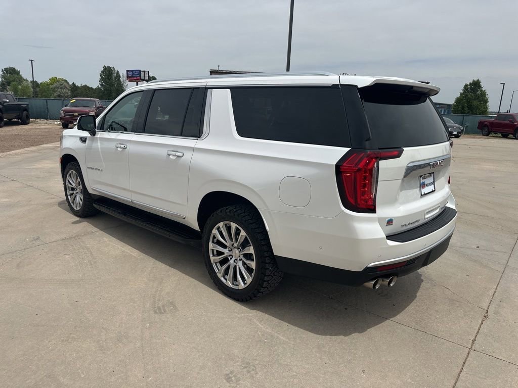 Used 2024 GMC Yukon XL Denali w/ Advanced Technology Package AWD/4WD image 38
