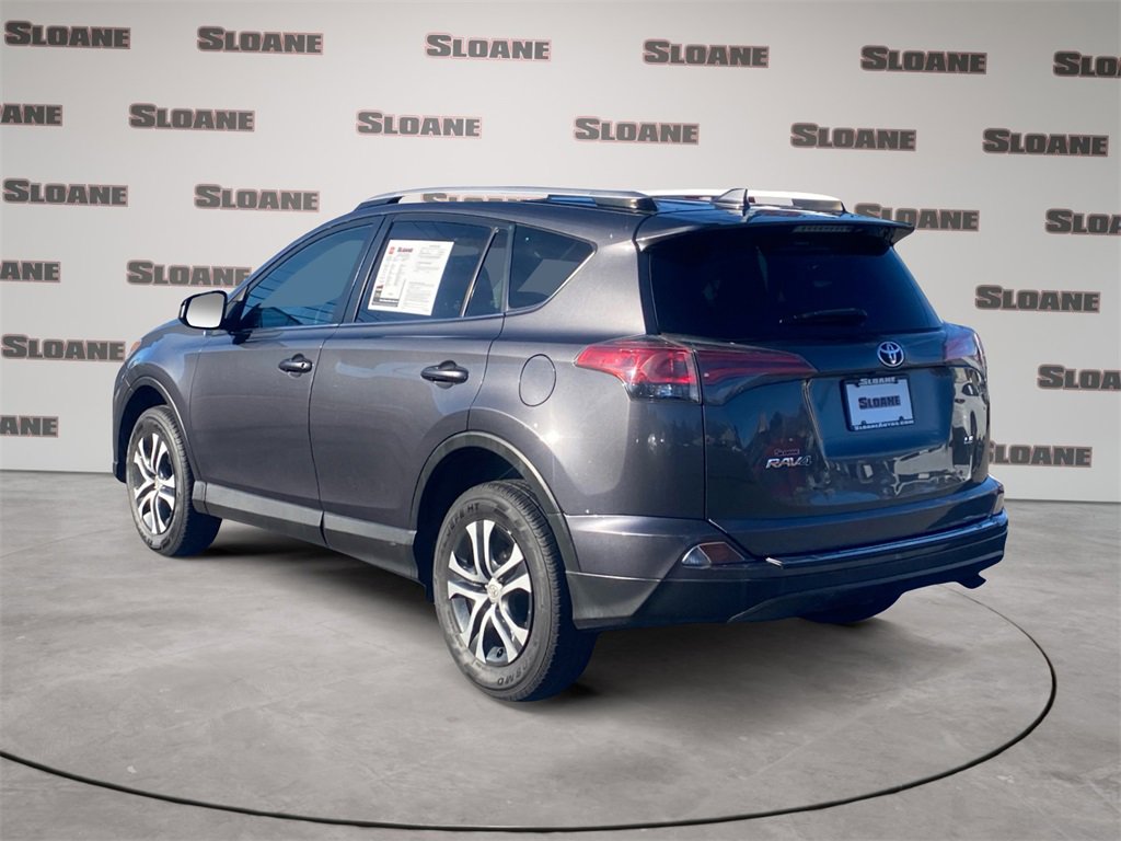 Used 2016 Toyota RAV4 LE image 3