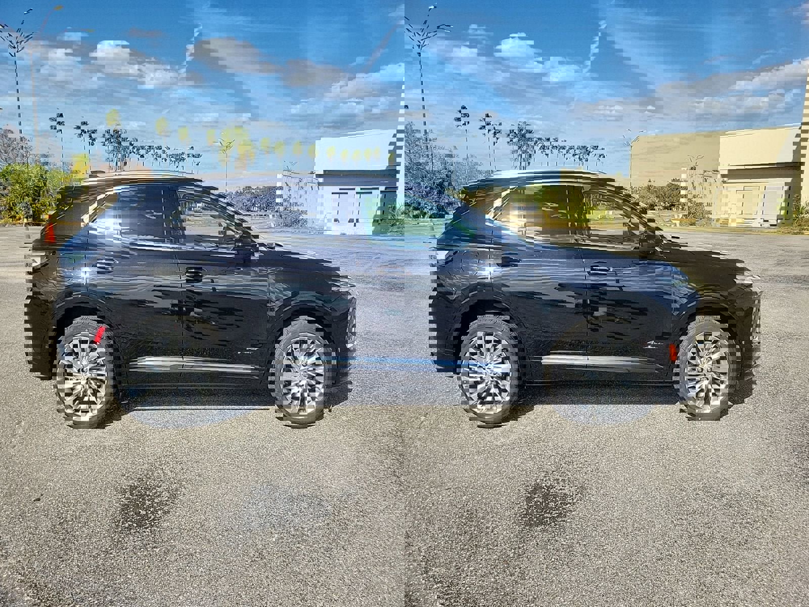 New 2026 Buick Envision Avenir image 4