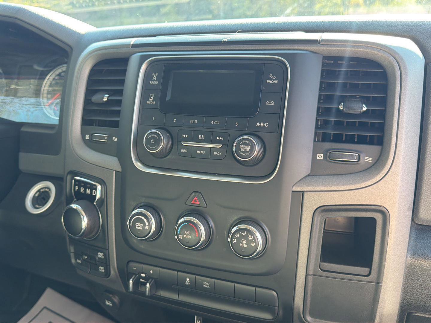 Used 2020 RAM 1500 Tradesman AWD/4WD image 28