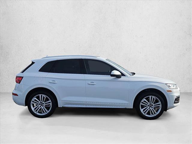Used 2018 Audi Q5 Prestige w/ Prestige Package image 4
