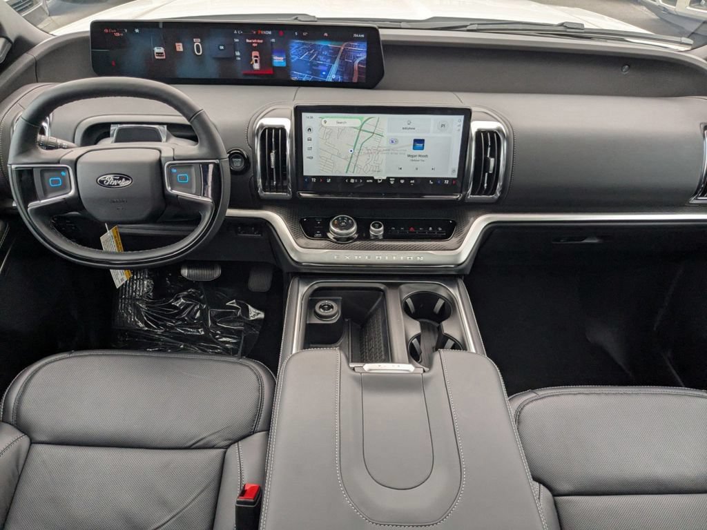 Used 2025 Ford Expedition Platinum w/ Stealth Performance Package AWD/4WD image 19