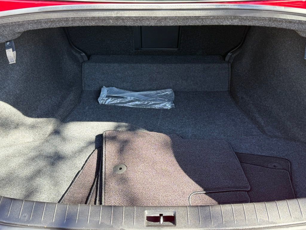 Used 2023 INFINITI Q50 Sensory image 7