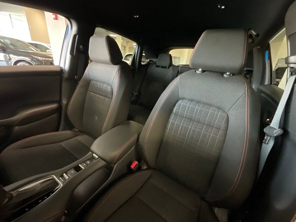 Used 2026 Honda HR-V Sport image 11