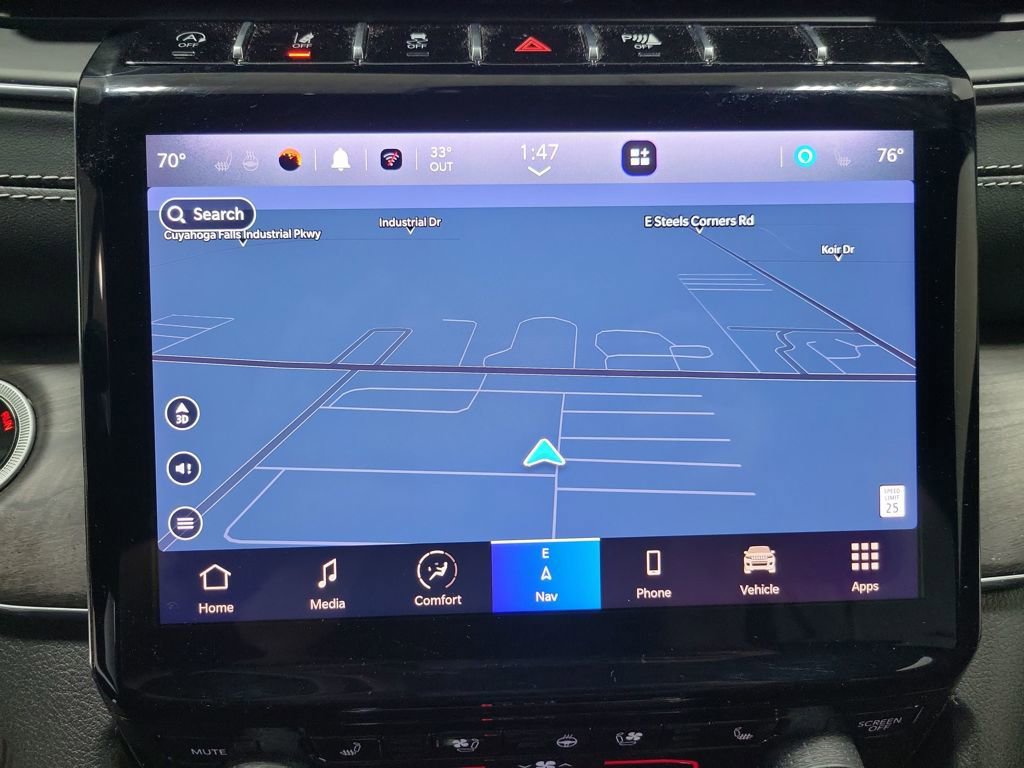 Used 2024 Jeep Grand Cherokee L Overland w/ Trailer Tow Package image 48