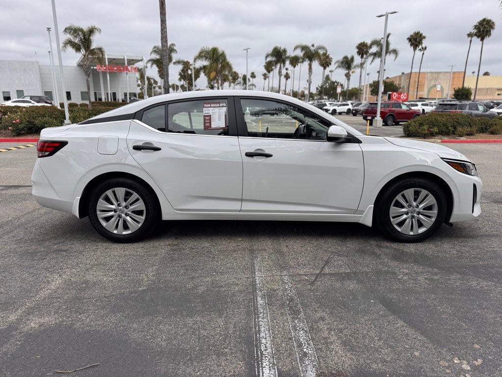 Certified 2025 Nissan Sentra S FWD image 9