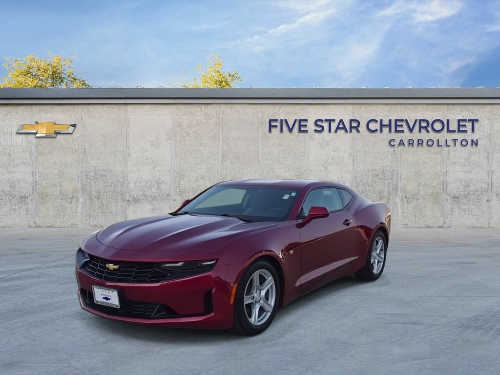 Used 2019 Chevrolet Camaro LT RWD image 3