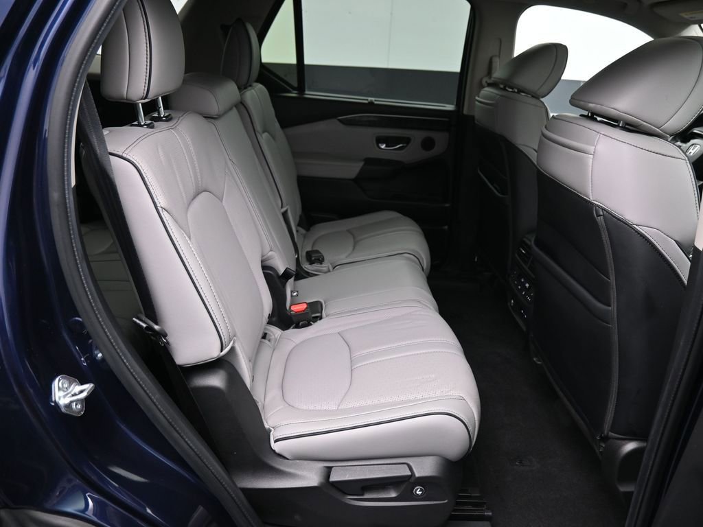Certified 2024 Honda Pilot Elite image 26