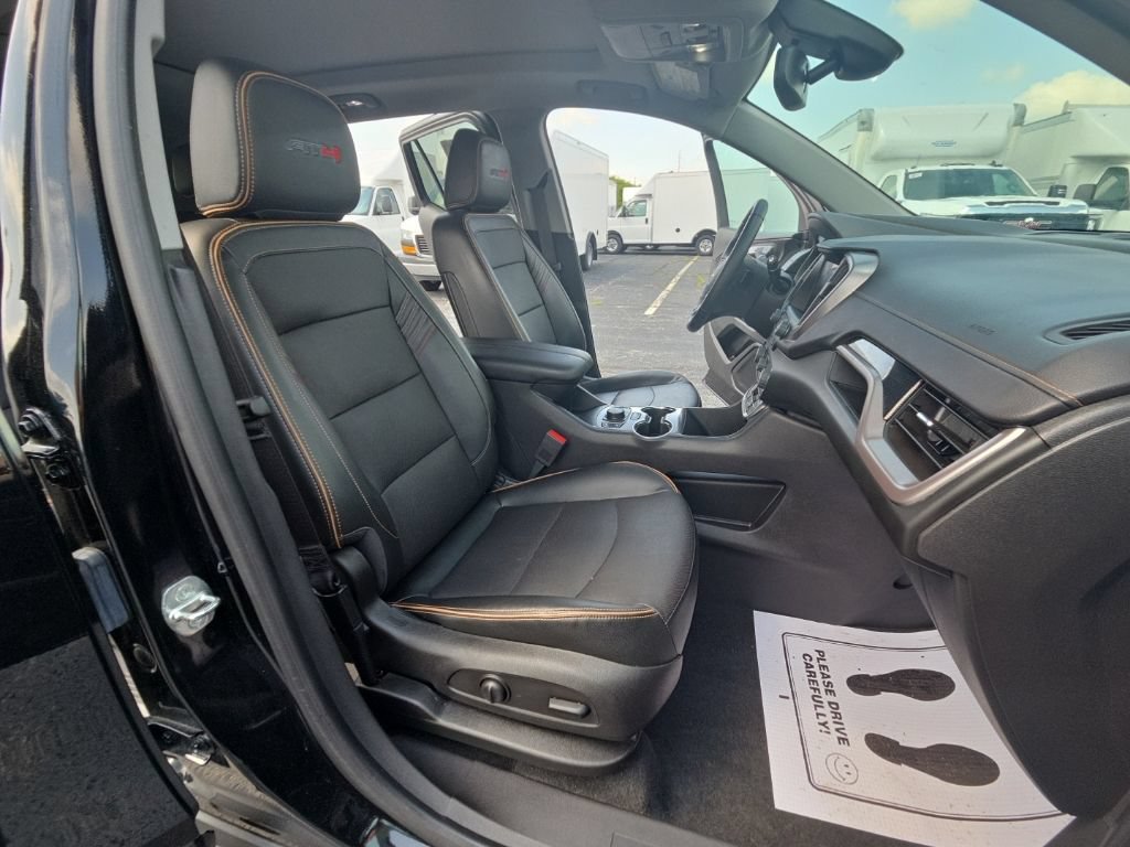Used 2023 GMC Terrain AT4 w/ Tech Package AWD/4WD image 33
